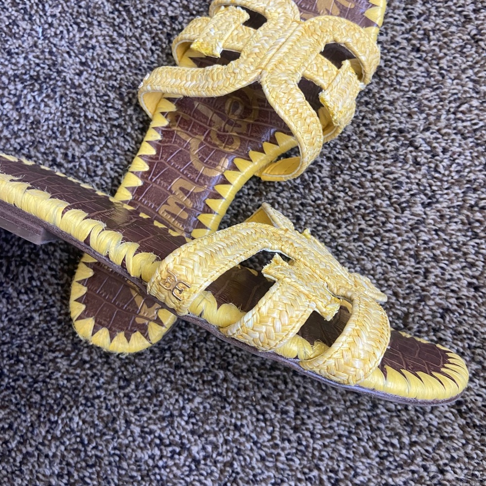 Sam Edelman Beckie 2 Yellow Slide Sandals 6.5 - Picture 5 of 7